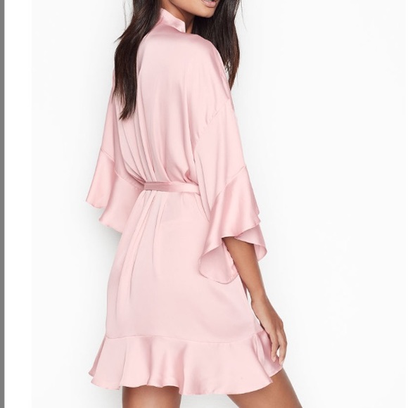 Ruffle Edge Satin Robe - Picture 6 of 7